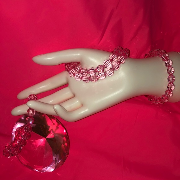 Pink Ice Handemade Bracelet 2/$5 - Picture 4 of 7